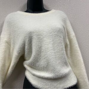 Elegant White Women's Sweater